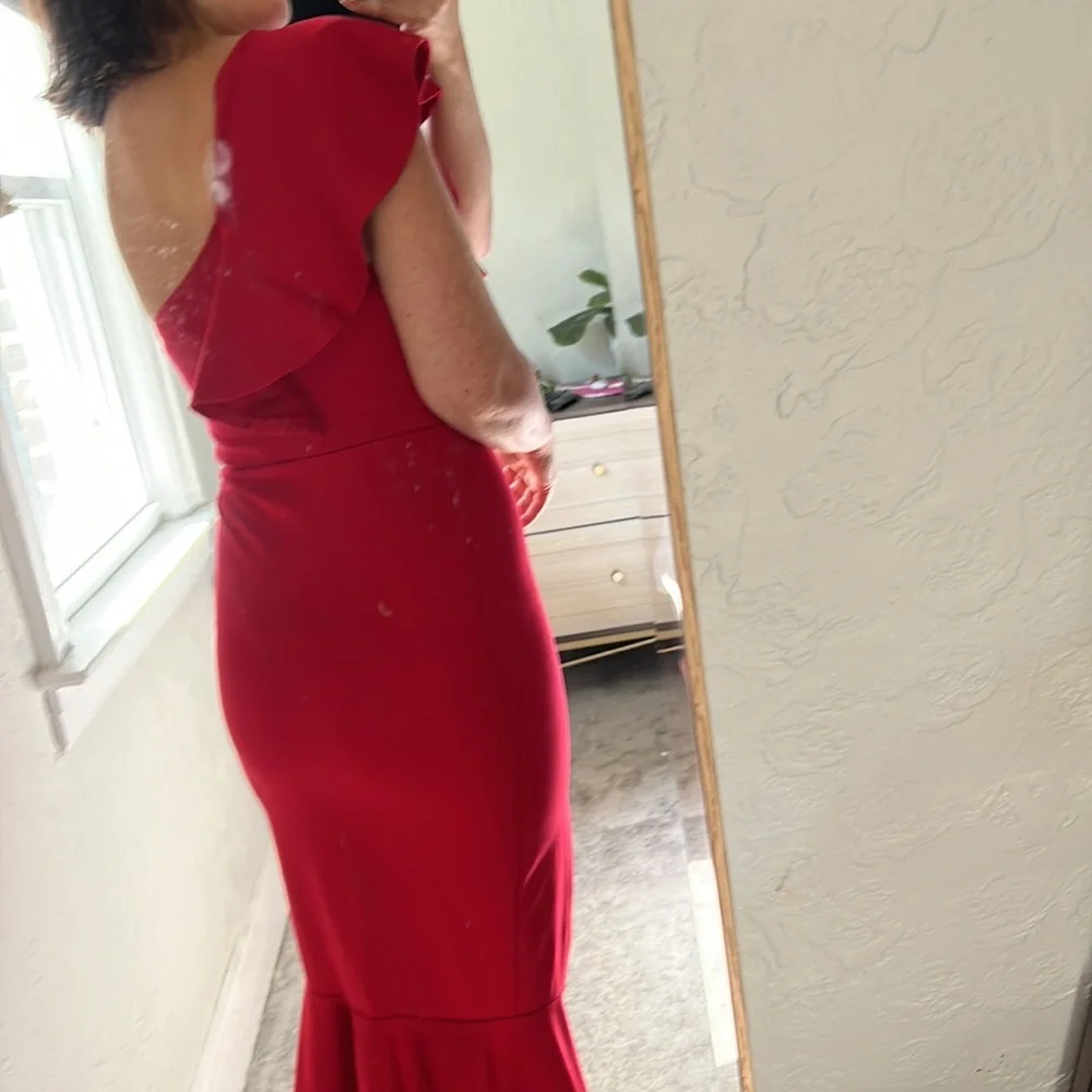 Gorgeous red one strap gown with slit midi S - Picture 6 of 7
